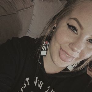 Meet your Posher, Zoe